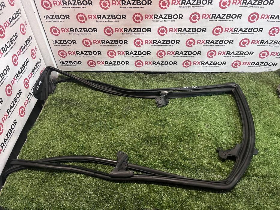 Уплотнитель двери Lexus NX Лексус НХ