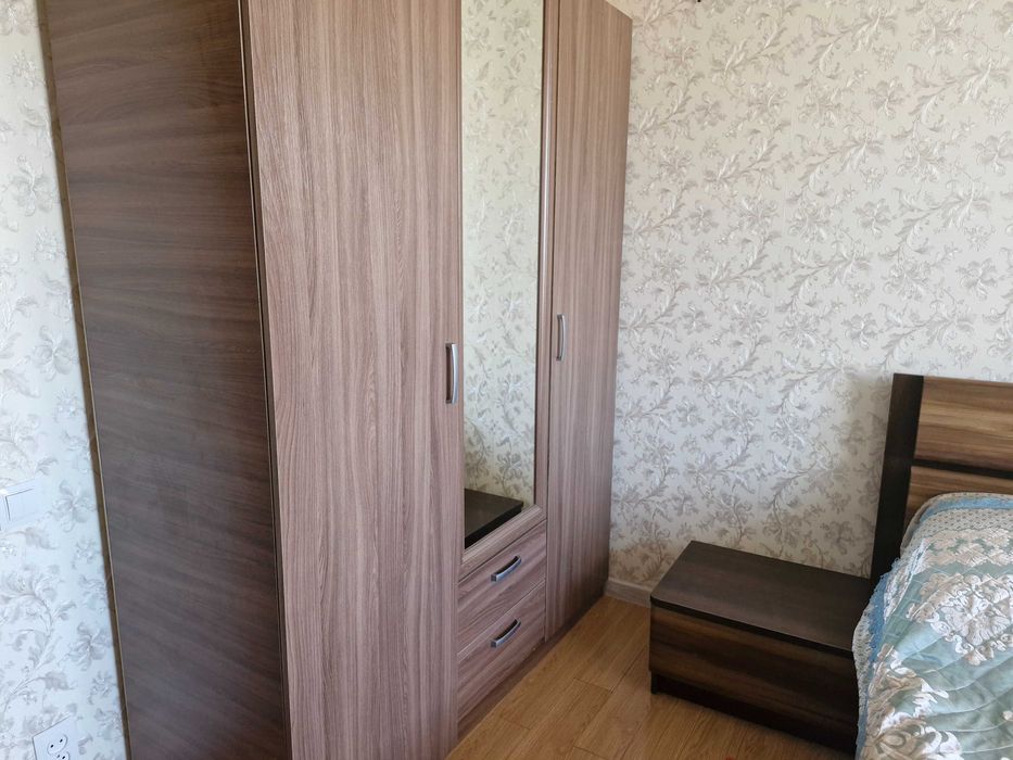 Шкаф для одежды в хорошем состояний