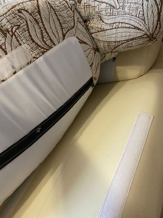 Продается диван и кресло