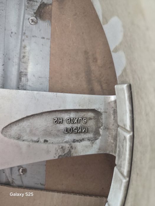 Джанти с гуми за Ауди 18 цола