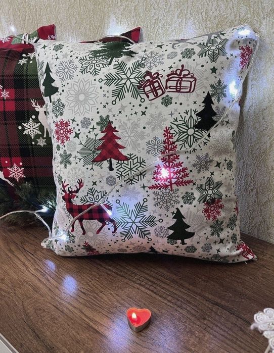 Подушки новогодние декоративные Podushki