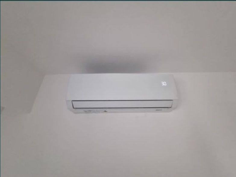 Montaj aer conditionat/ Mentenanta