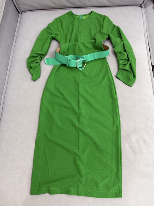 Платье новая М-44,46 размер