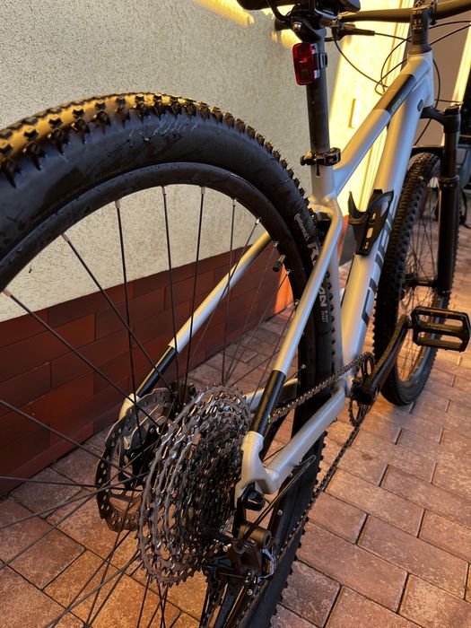 Bicicleta Cube Attention