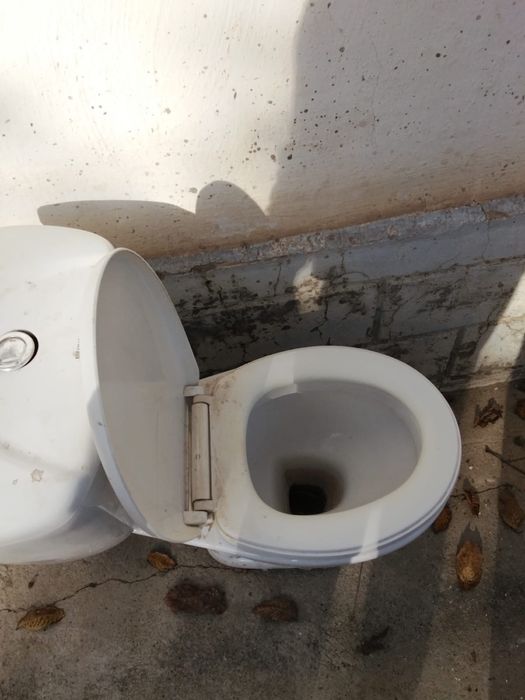 Унитаз хорошое состаяние