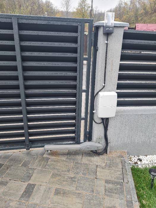 Automatizări porți Wifi gratuit Montaj inclus