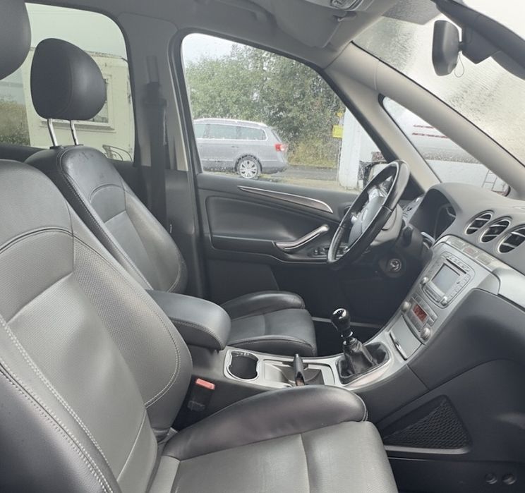 Ford S-Max 1,8 TDCi 125 Cp 2010 Navigatie Inmatriculat in Ro