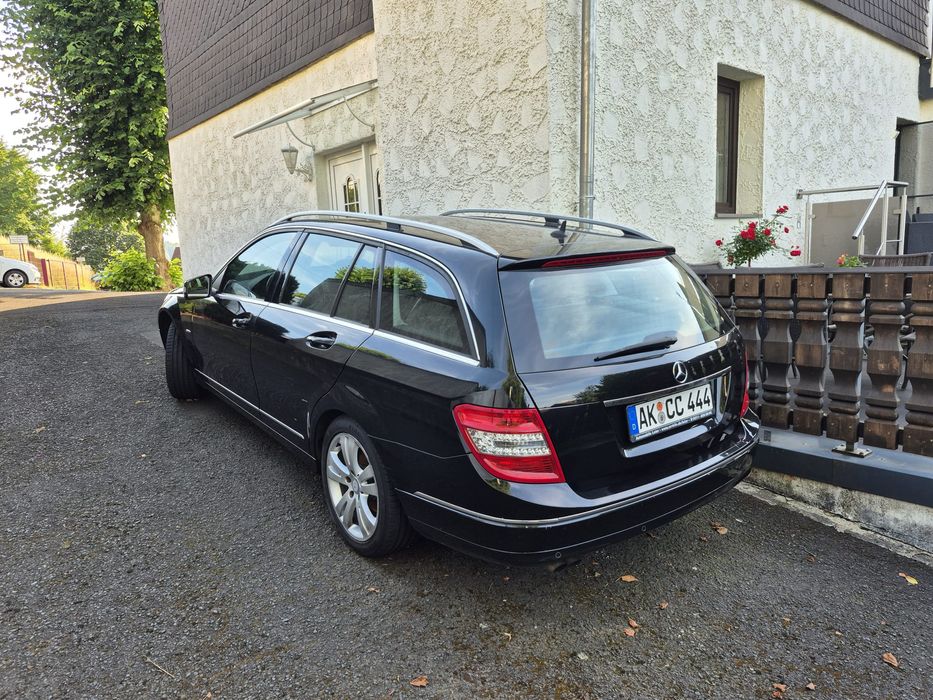 Mercedes  c combi limusina recent achizitionat
