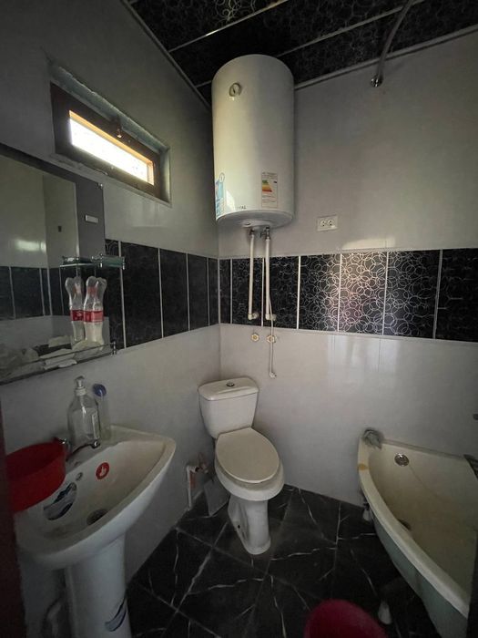 Продаётся 1 комнатная квартира город Каган за мостом