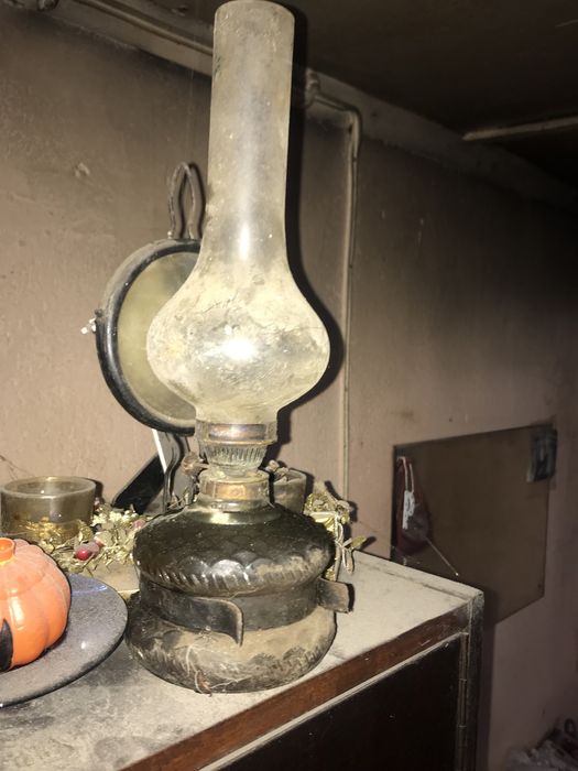 Старинна лампа