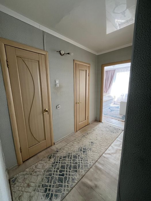 Продам 3комнатную квартиру на 8 м микраройне по ул Гришина