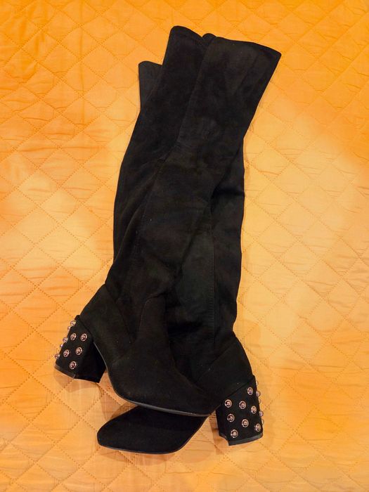 Дамски елегантни чизми