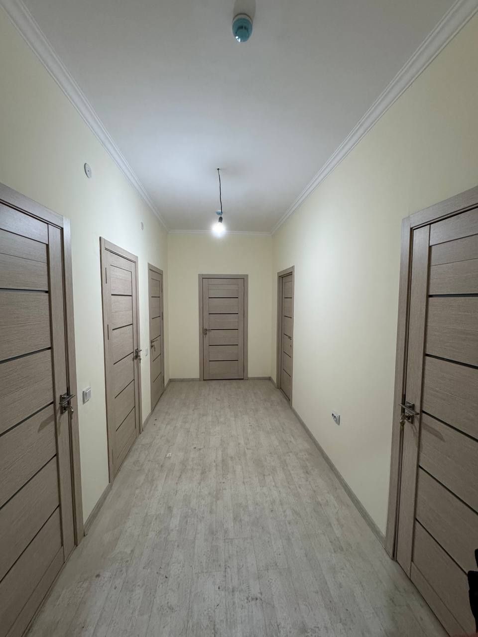 Продажа квартира Яшнабад метро дуслик 2 чикалов 3 ком навастройка