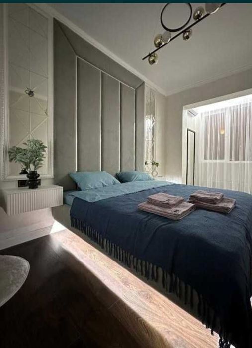 Март Мега сдаю кв ночь сутки почасам