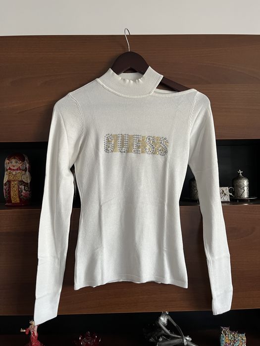 Нова с етикет блуза/финно пуловерче Guess