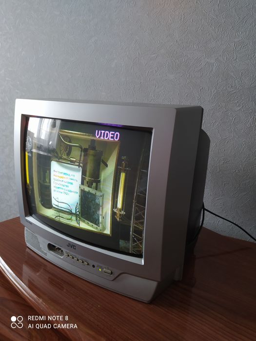 Продам телевизор б/у