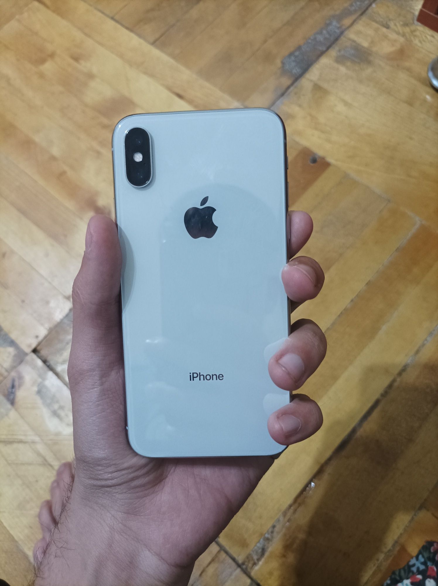 Iphone x ideal xolatda