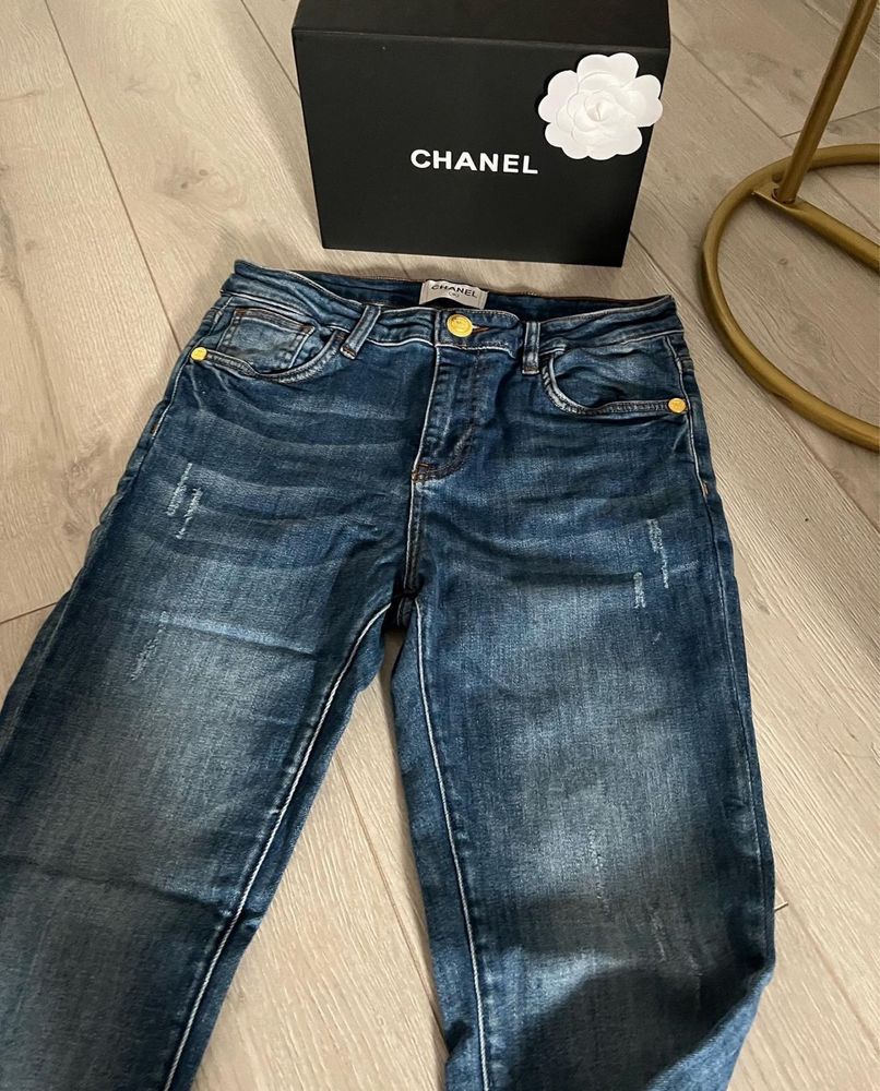 Дънки Шанел | Chanel Jeans