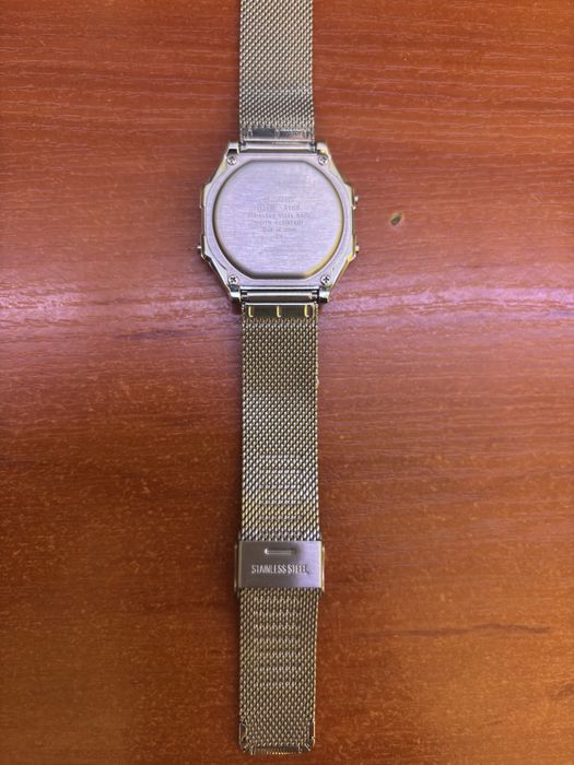 Casio A168WA-3AYES + Подарък метална верижка