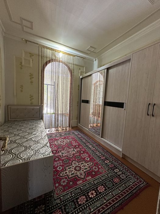 Продаётся квартира с подвалом, гаражом и участком