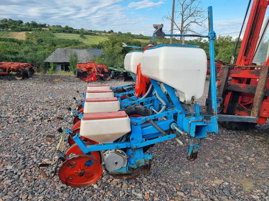 Semanatoare Porumb Monosem PNU 4 sire