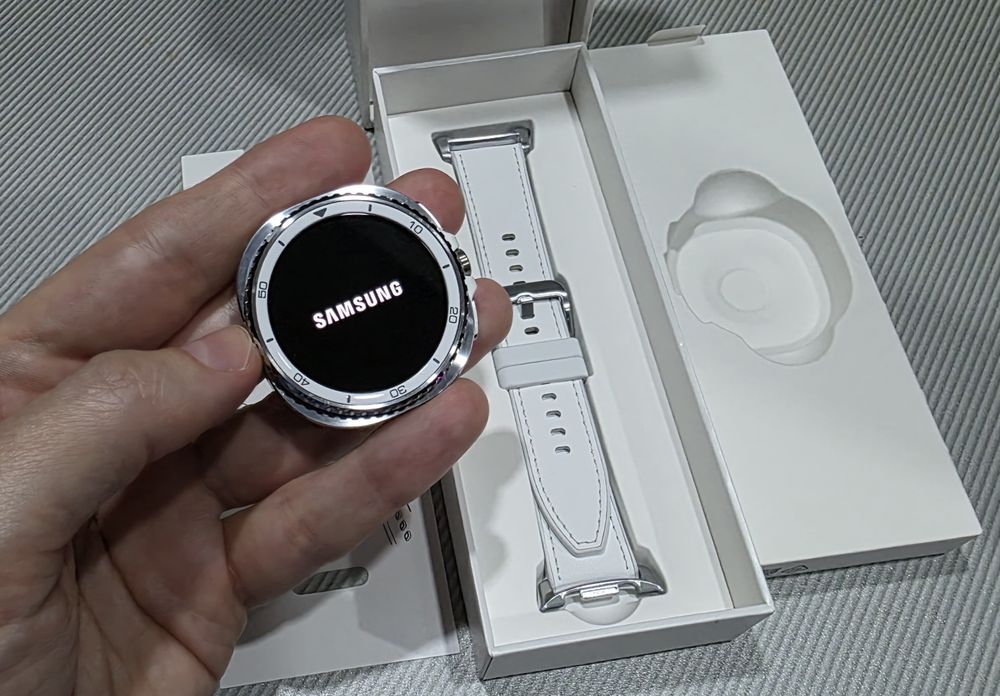 Samsung Galaxy Watch 8 Classic 46mm white / НОВЫЙ