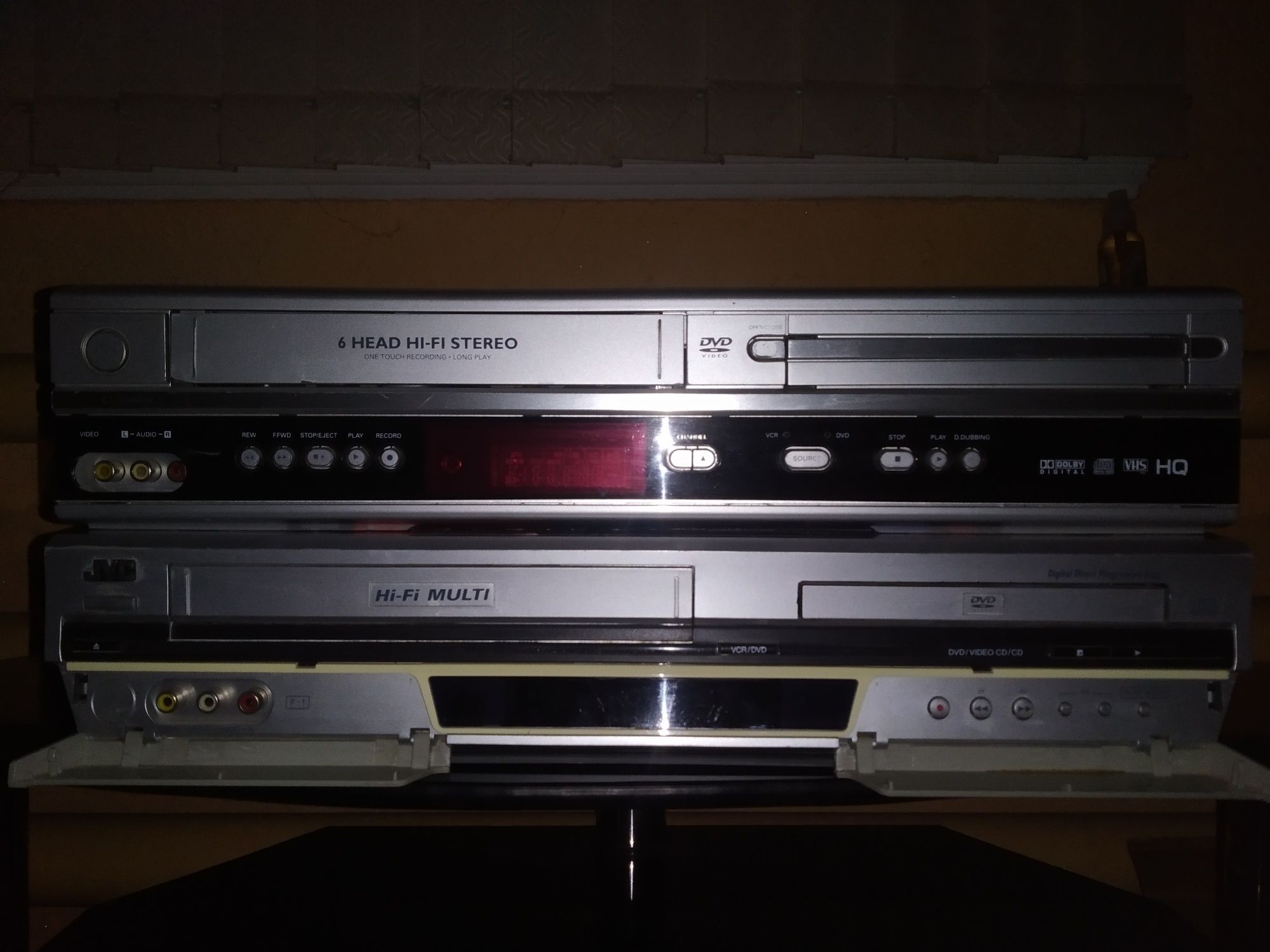 Видеомагнитофон+двд JVC, PHILIPS Original