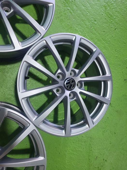 17 5x112 Vw Passat Touran Tiguan Caddy golf audi Skoda 5х112