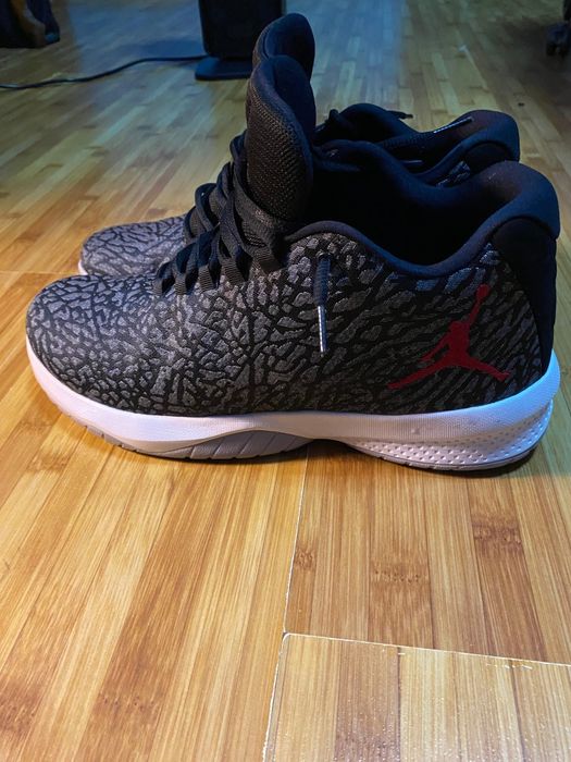 Adidași Nike Jordan