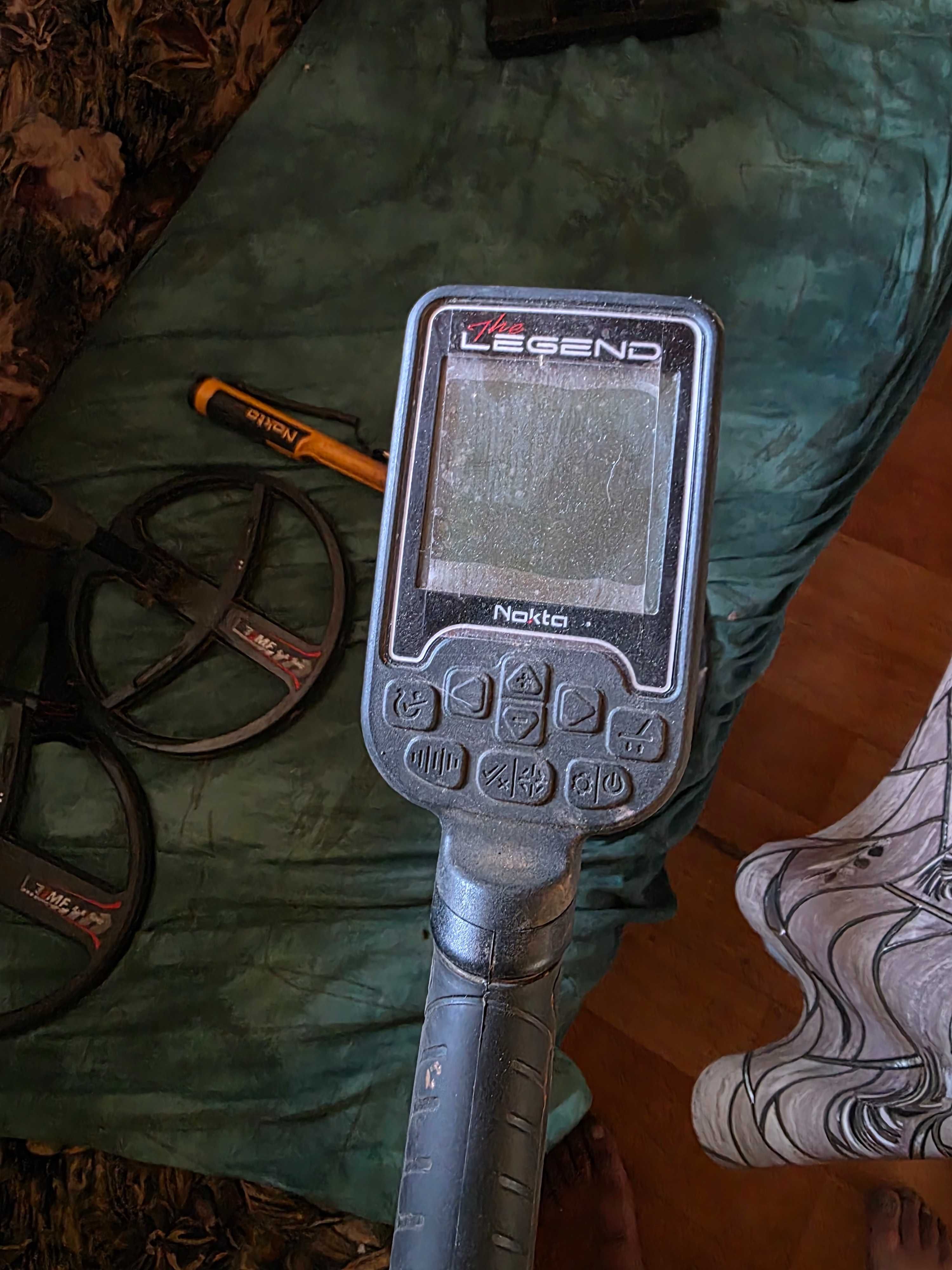 Metal detectors  Nokta Legend