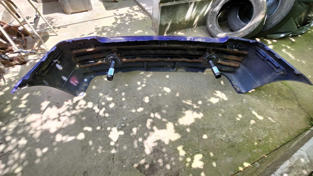 Bara fata spate BMW E46 compact completa cu grile, proiectoare