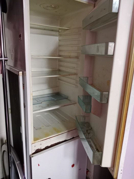 Отдам холодильник и стиральную машину