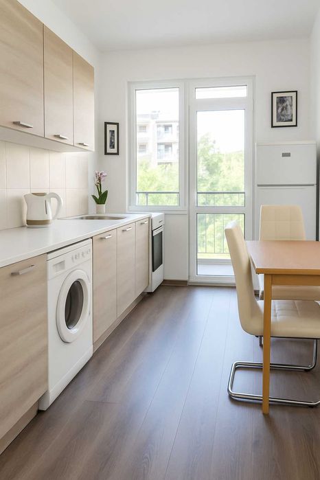 Дава се под наем Двустаен апартамент в София, Център - 78 кв.м за 720 € - Снимка #2