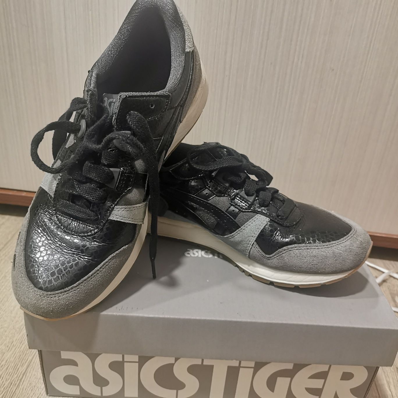 Маратонки Asics Tiger