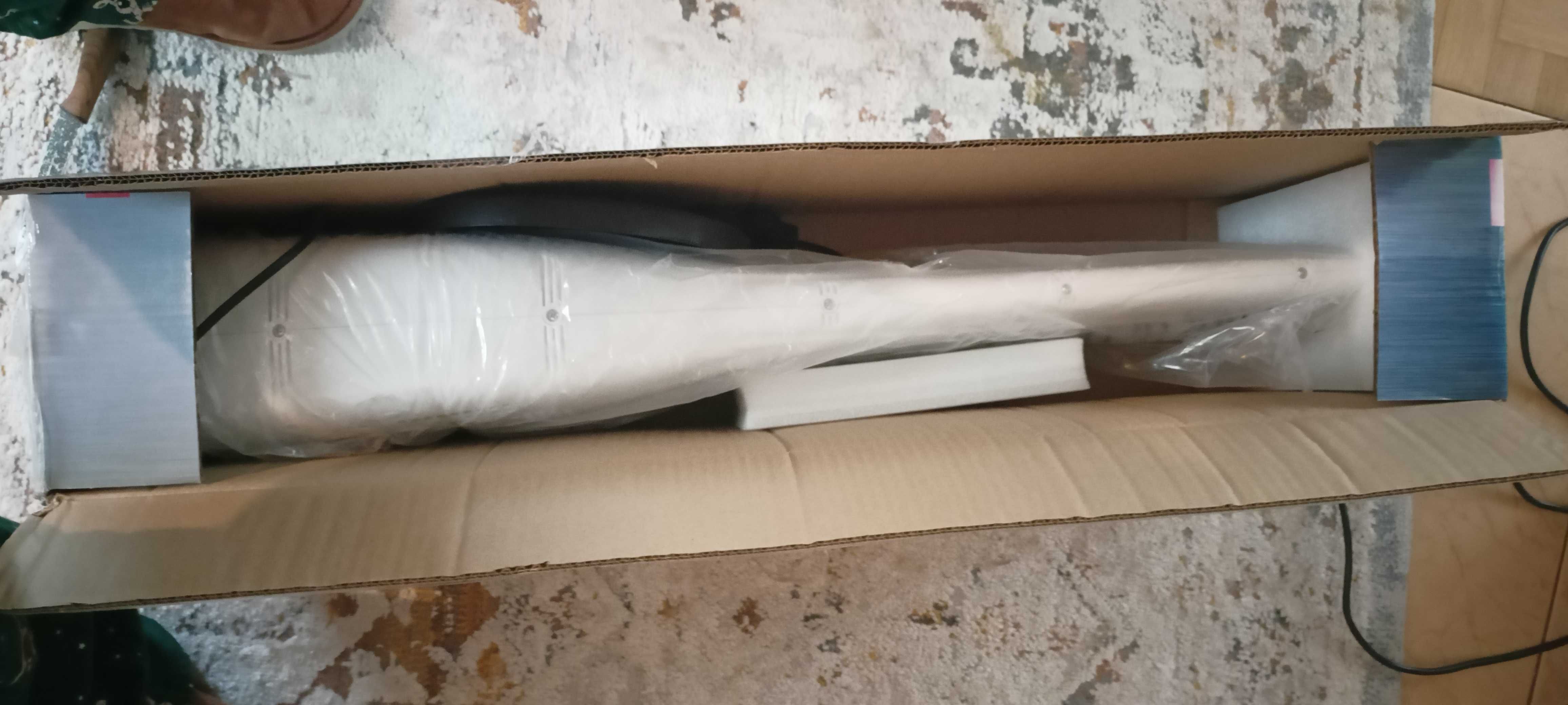 Вентилатор кула 36" Diplomat TF5115M слим, Бял