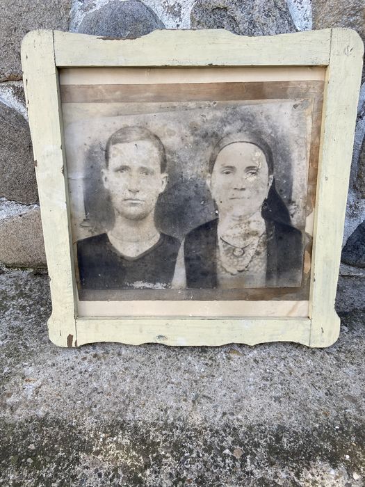 Стар портет,ретро камера.