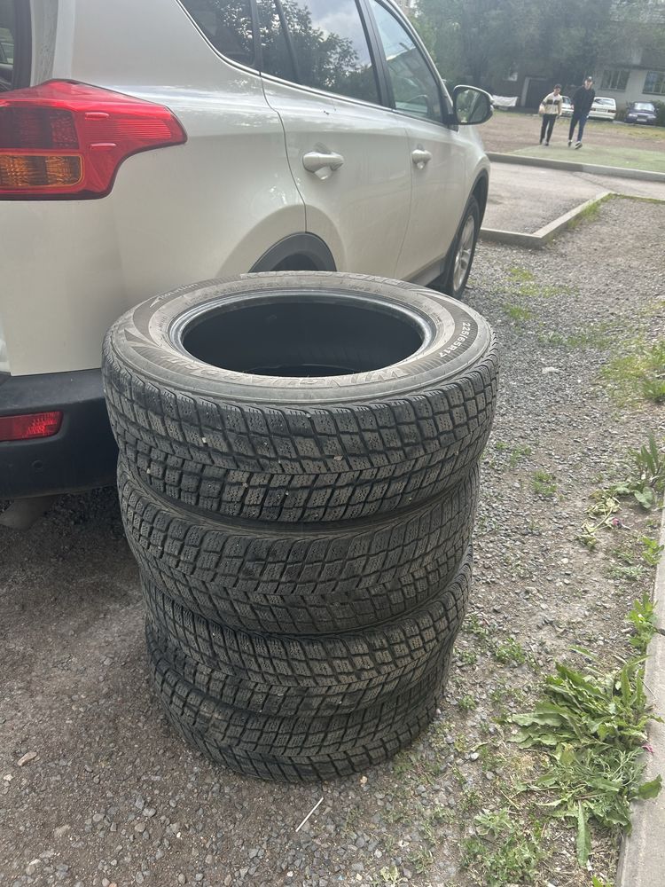 Шины Roadstone  Rotation