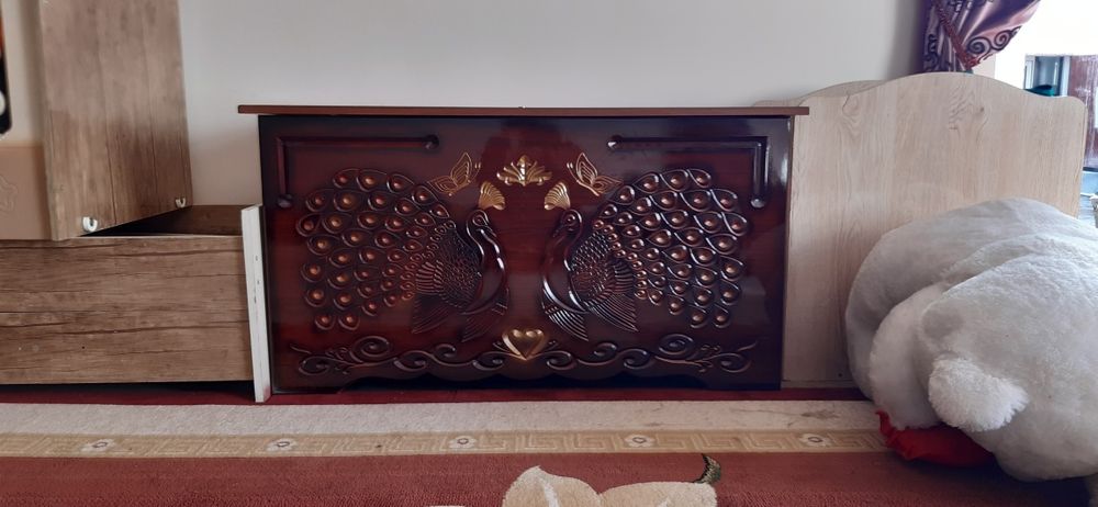 Yangi ishlatilmagan sandiq