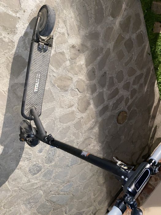 Vand trotineta electrica Miria Titan X sau schimb cu cross 125cc