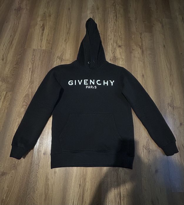 Vand hanorac Givenchi
