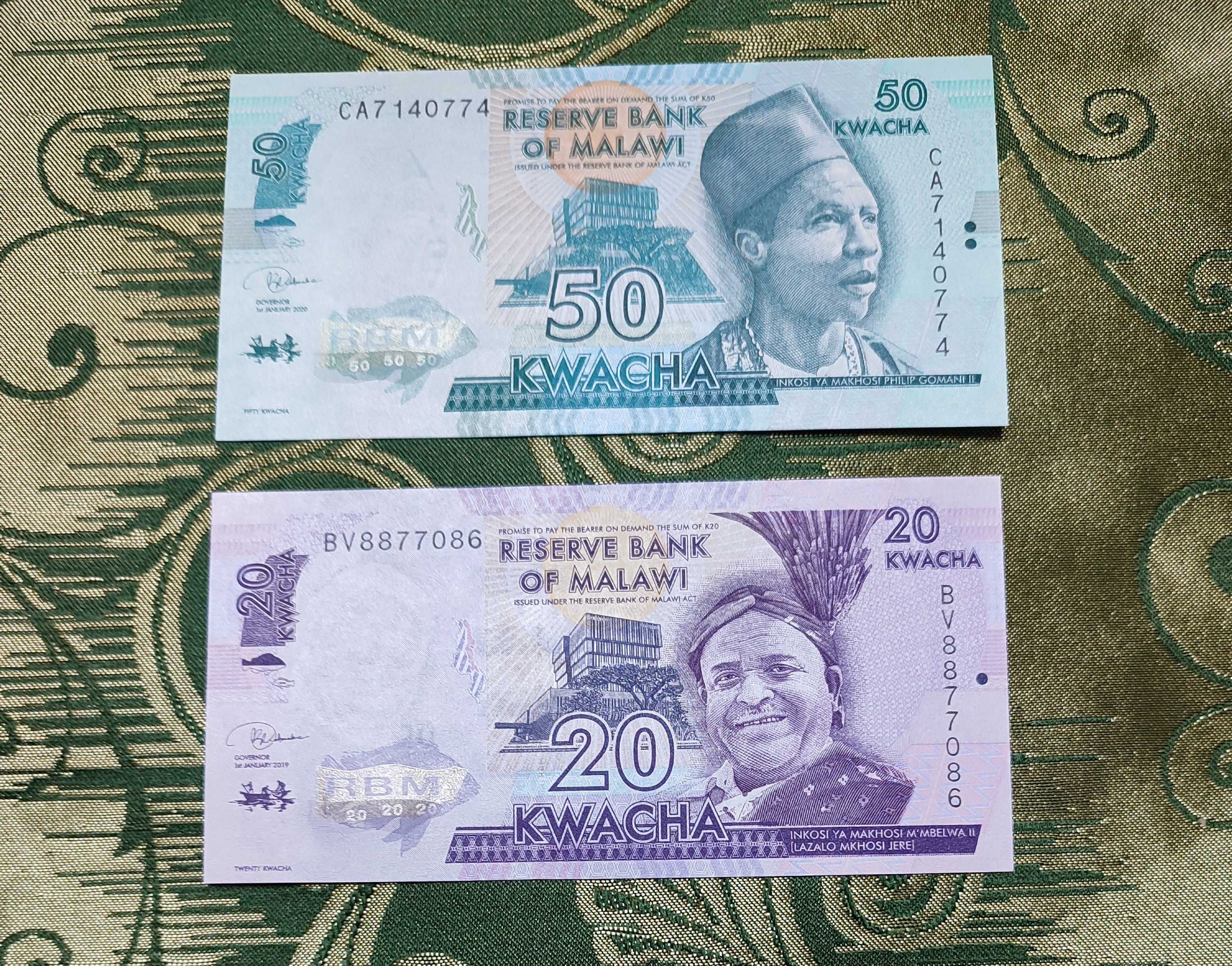 Продам банкноты Камбоджа новые цена за 2шт. Есть  много разных банкнот
