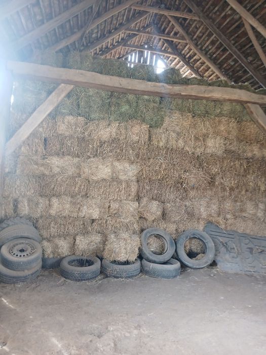 Baloti  de fan și otava si lucerna  1300 Baloti