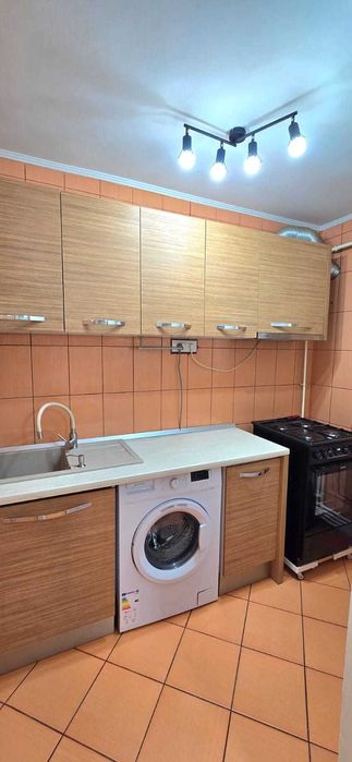 Inchiriez Garsoniera Et 3 Zona Policlinica