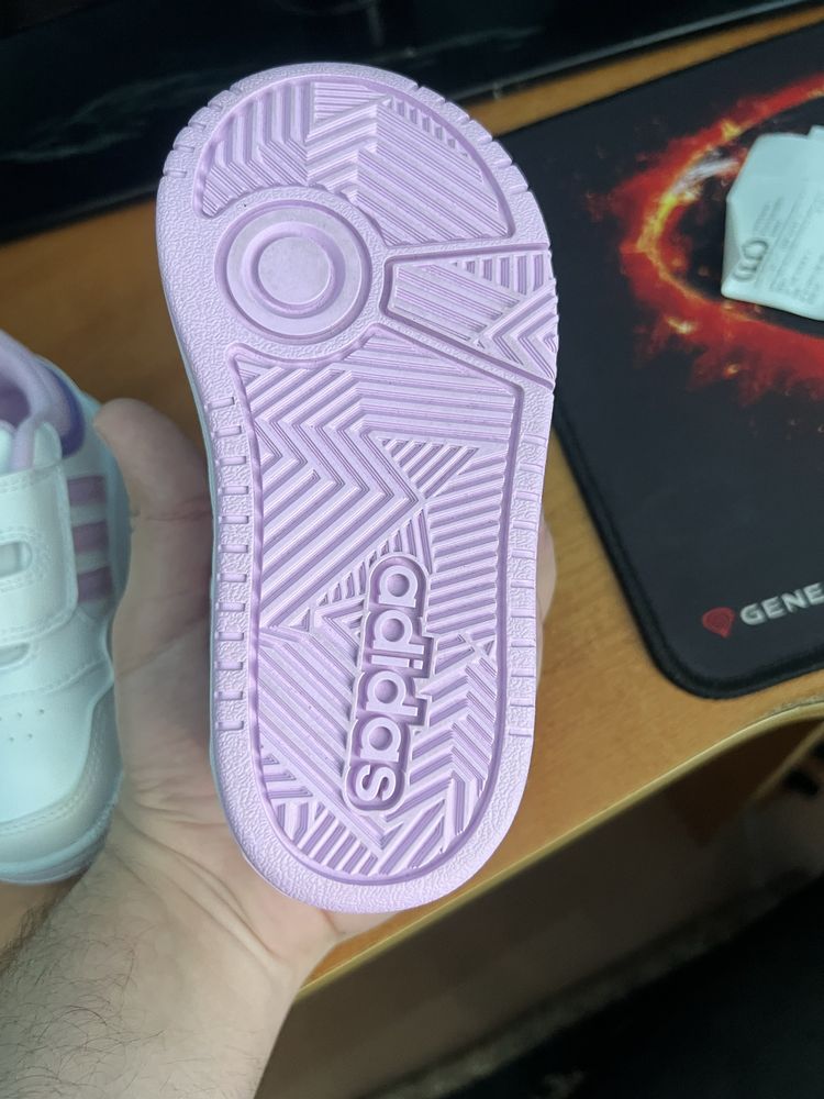 Детски оригинални маратонки Adidas