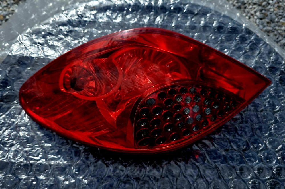 Пежо 207 - 2009 година СТОПОВЕ