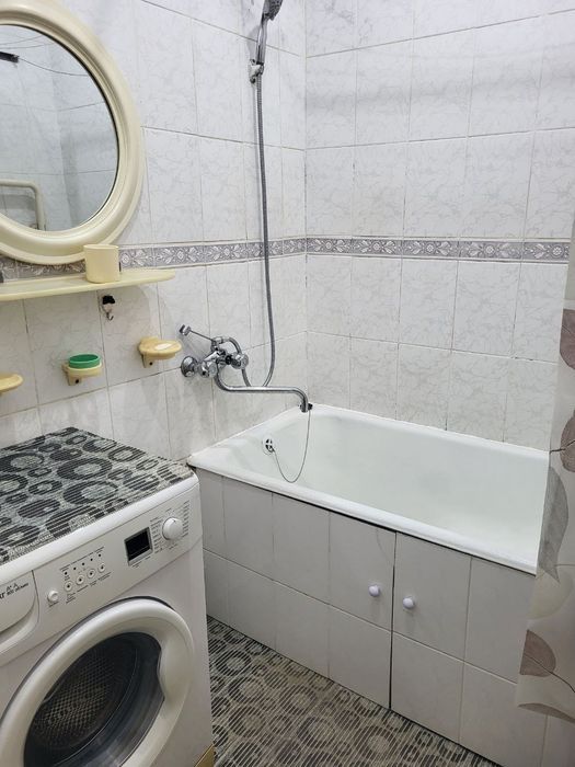 Продаётся 1*2 ком квартира ближе метро Туркестан