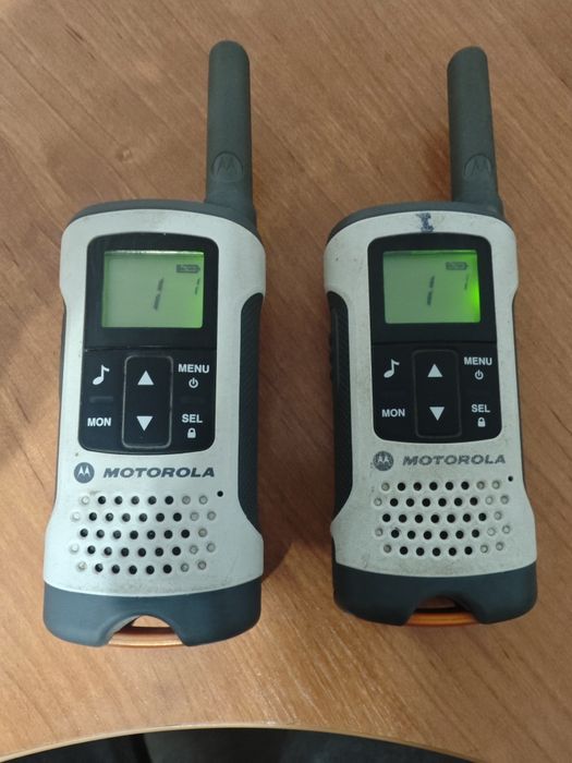 Продам рации Motorola