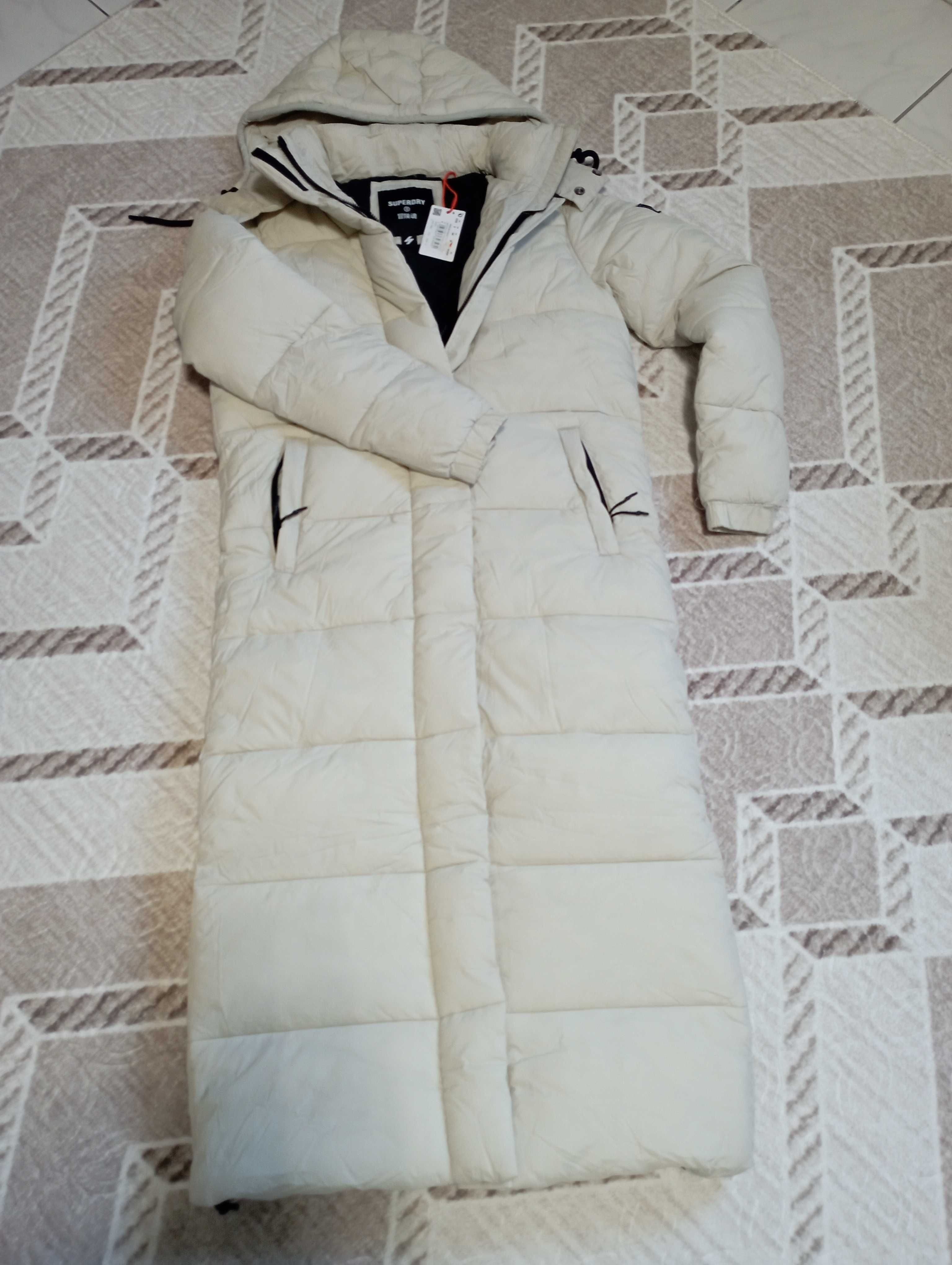 Зимно дамско яке на Superdry