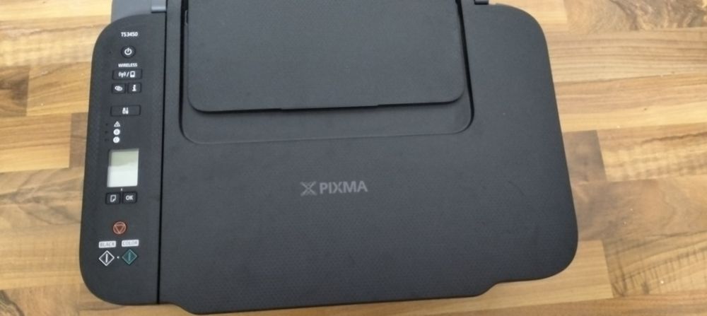 Vând imprimanta Canon Pixma