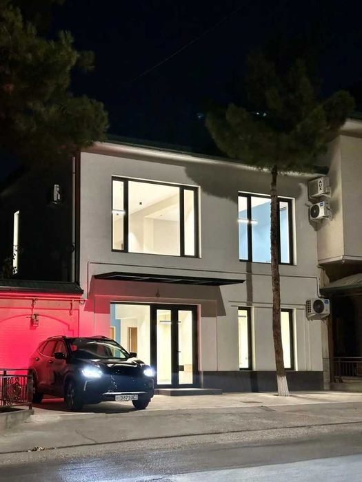 Сдается Коммерческая Помещения Памятник Мирзо У. напротив ITPARK 312*
